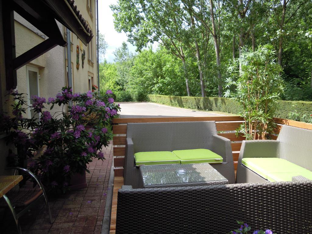 Logis Bagatelle - 51530 Dizy Hotel Exterior photo